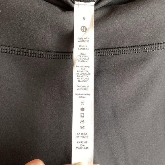 Lululemon black tights leggings size 8 - Picture 2 of 7